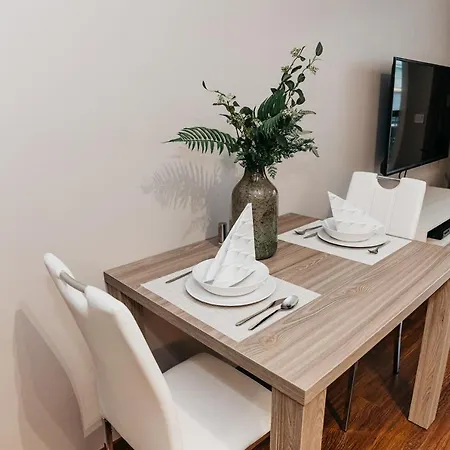 Apartman Ah Radnica Ii Free Parking