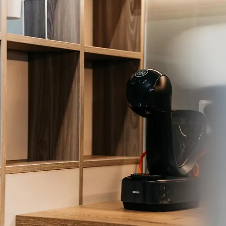 Ah Radnica Ii Free Parking * كَشّا