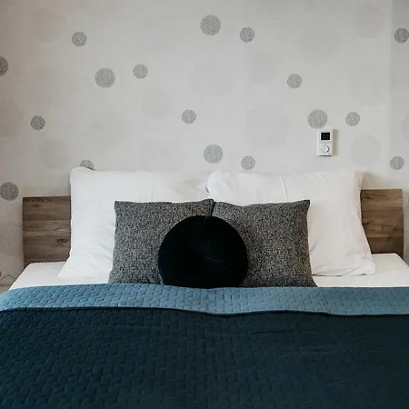 Ah Radnica Ii Free Parking