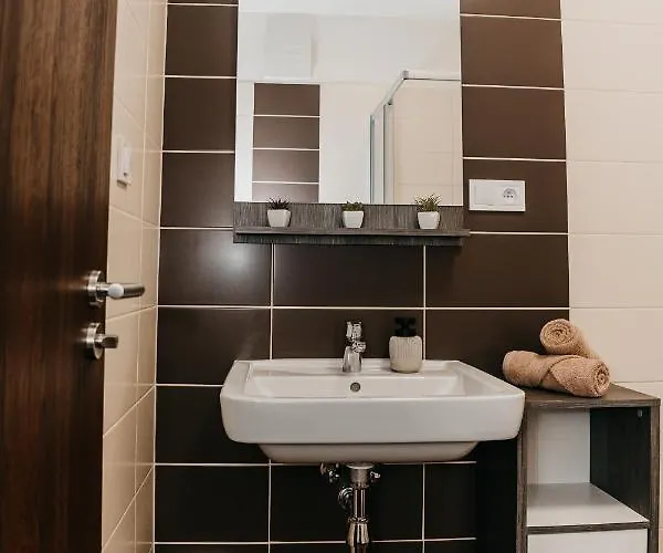 Ah Radnica Ii Free Parking Appartement
